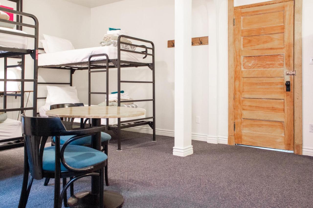 Bed 6-Bed Shared Female Dormitory Room